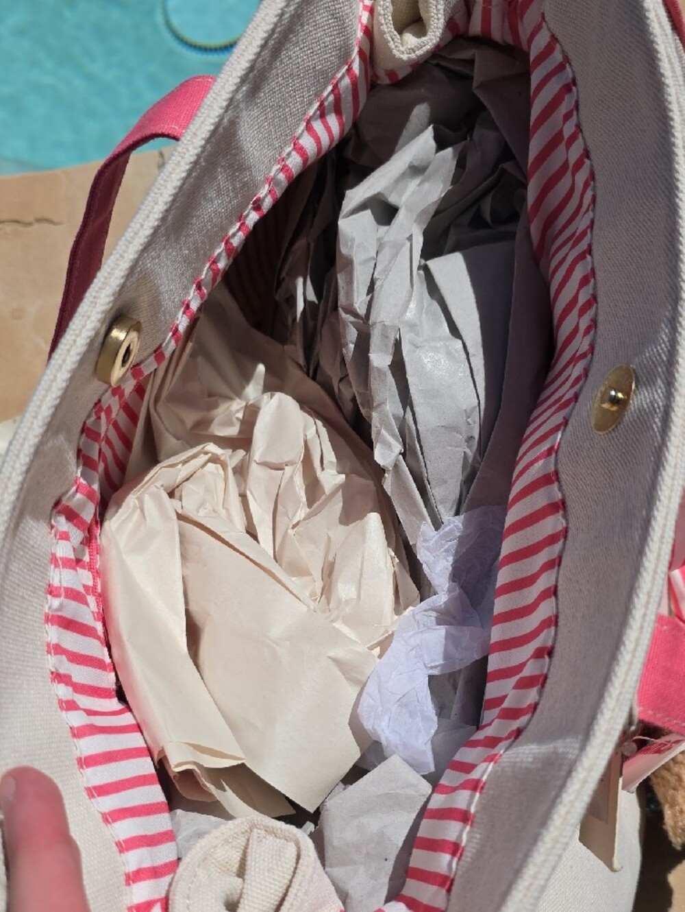 Super Cute Pink-Trim Canvas Tote Bag with Bear Charm - Picture 5 of 6
